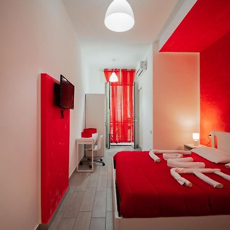 O Vic' Stritt' Hotel Napoli Ngoại thất bức ảnh