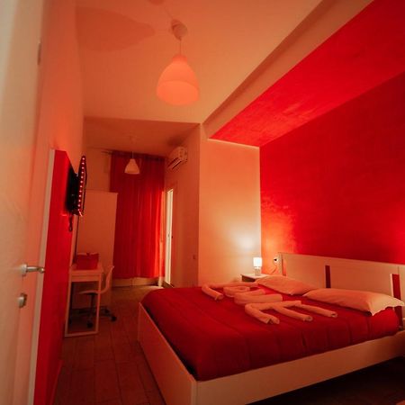 O Vic' Stritt' Hotel Napoli Ngoại thất bức ảnh