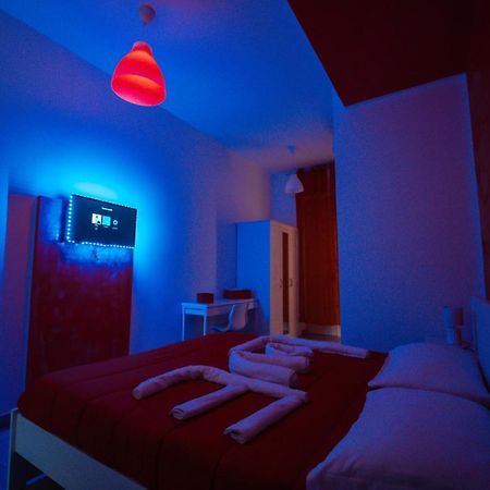 O Vic' Stritt' Hotel Napoli Ngoại thất bức ảnh