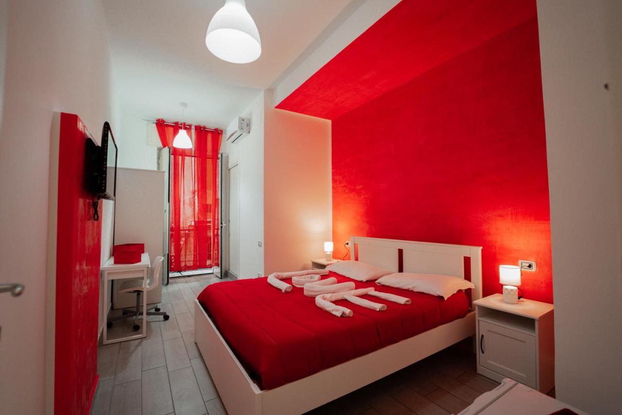 O Vic' Stritt' Hotel Napoli Ngoại thất bức ảnh