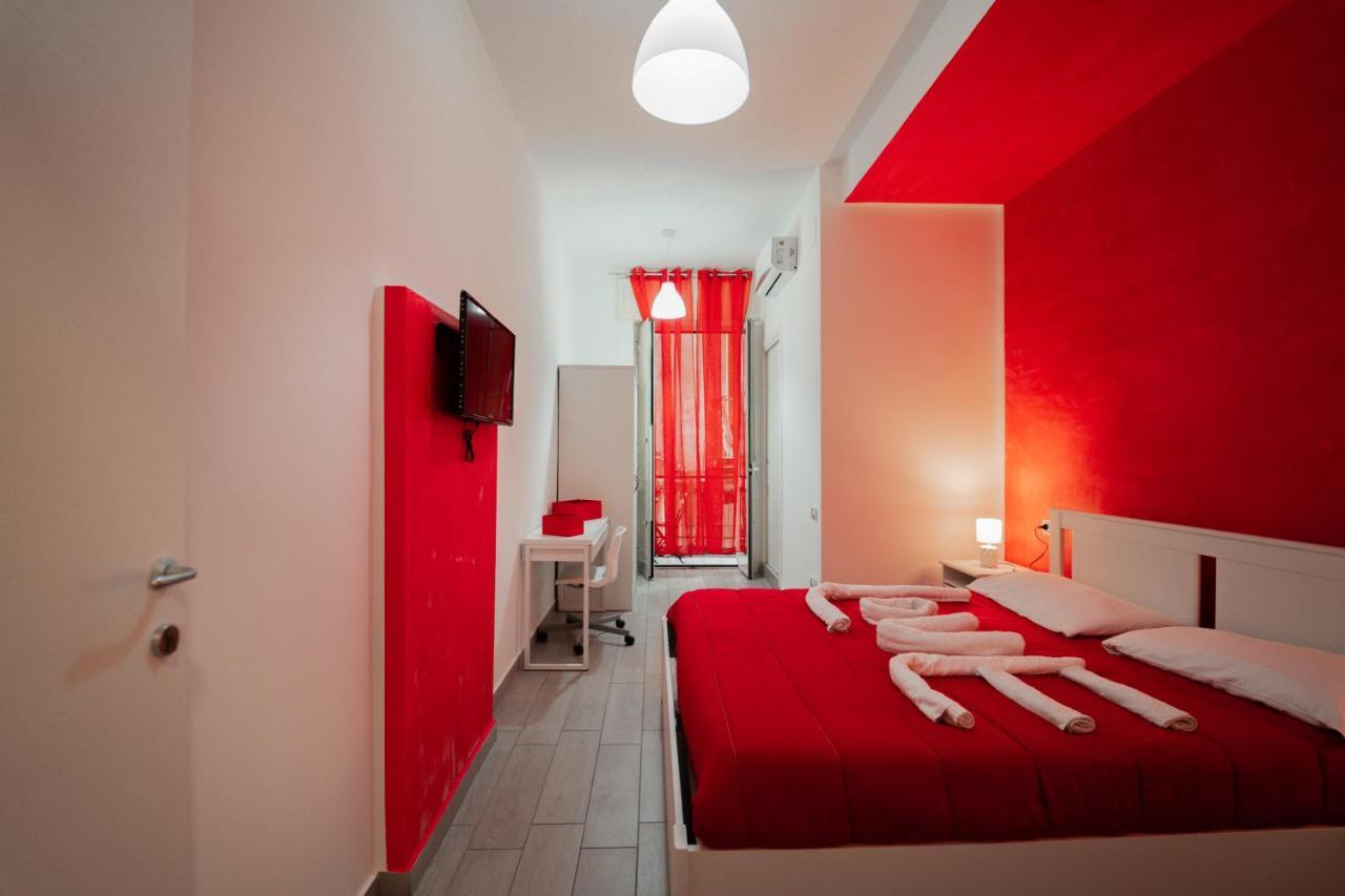 O Vic' Stritt' Hotel Napoli Ngoại thất bức ảnh