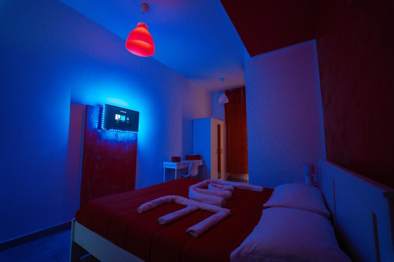 O Vic' Stritt' Hotel Napoli Ngoại thất bức ảnh