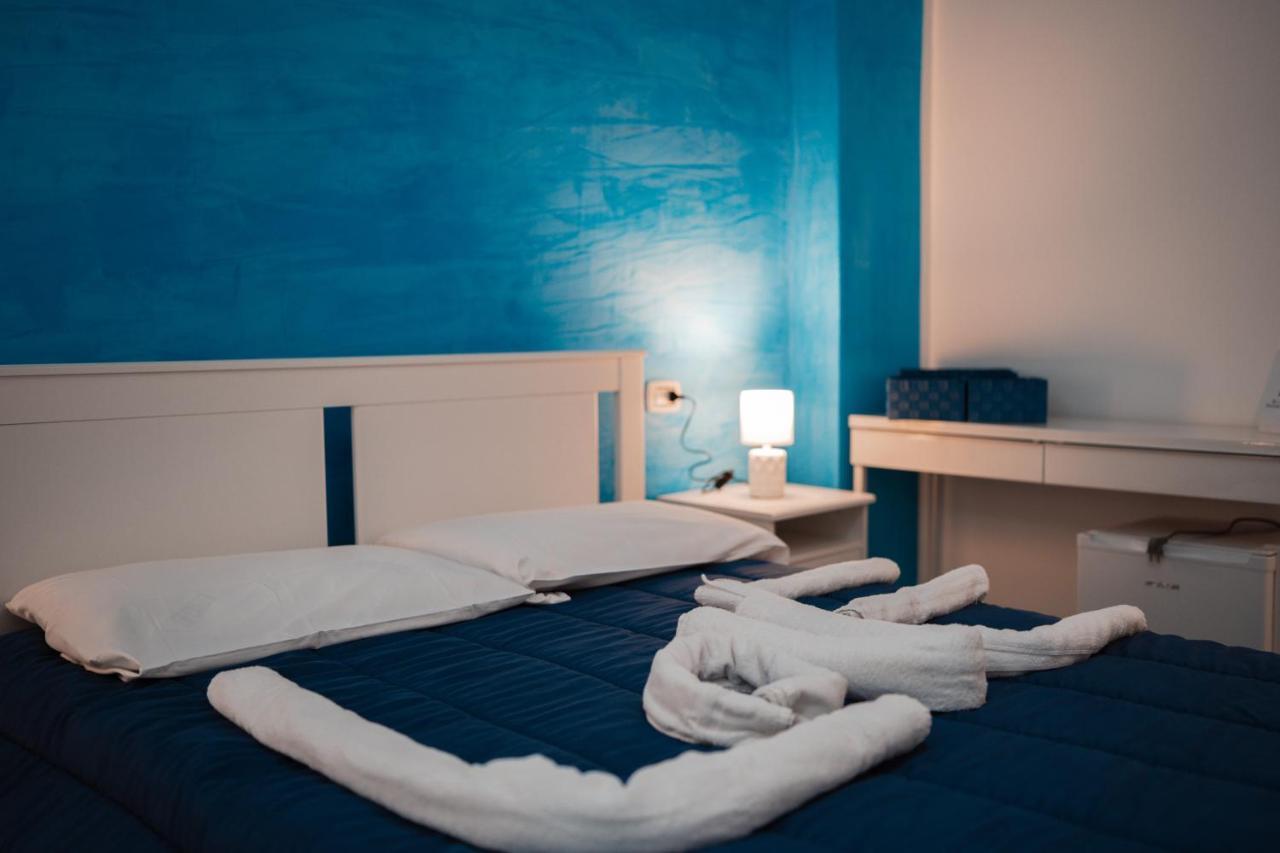 O Vic' Stritt' Hotel Napoli Ngoại thất bức ảnh