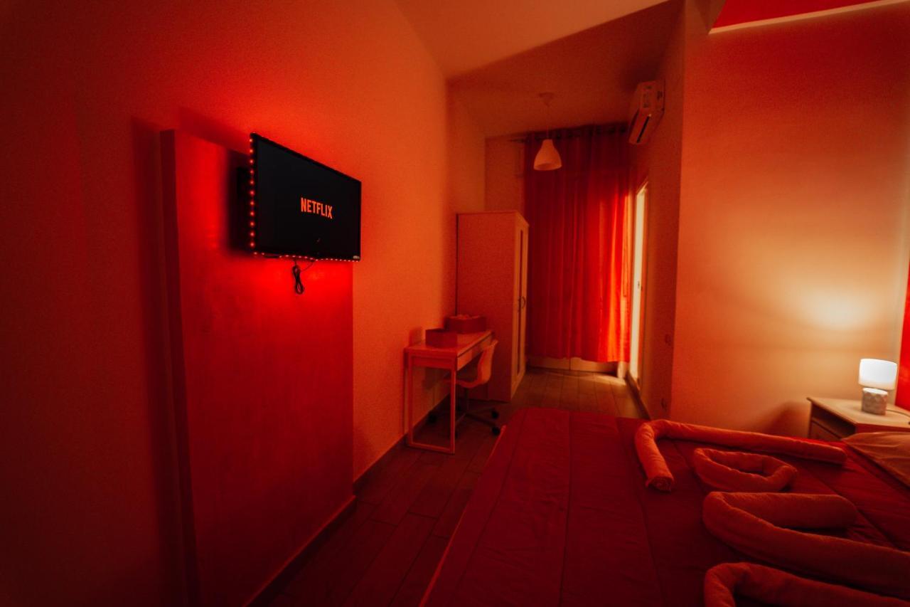 O Vic' Stritt' Hotel Napoli Ngoại thất bức ảnh
