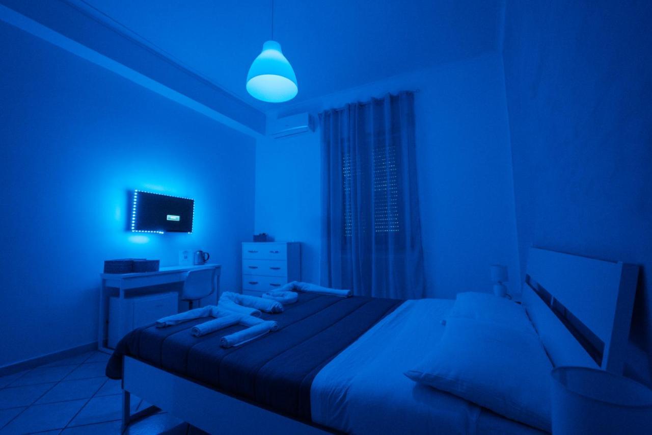 O Vic' Stritt' Hotel Napoli Ngoại thất bức ảnh