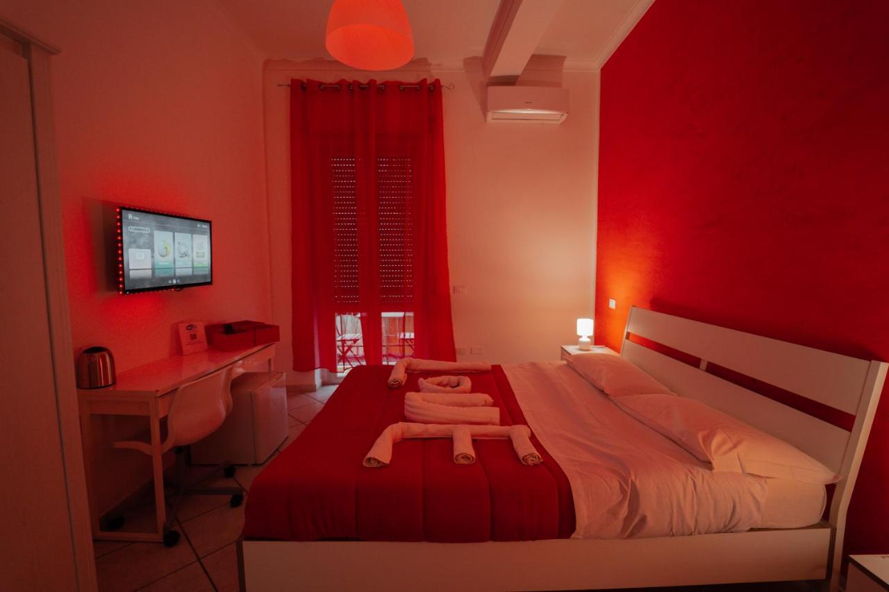 O Vic' Stritt' Hotel Napoli Ngoại thất bức ảnh