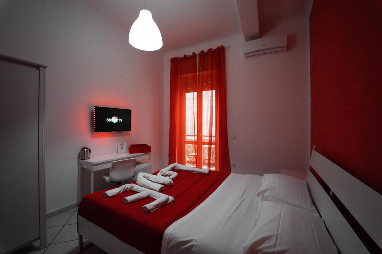 O Vic' Stritt' Hotel Napoli Ngoại thất bức ảnh